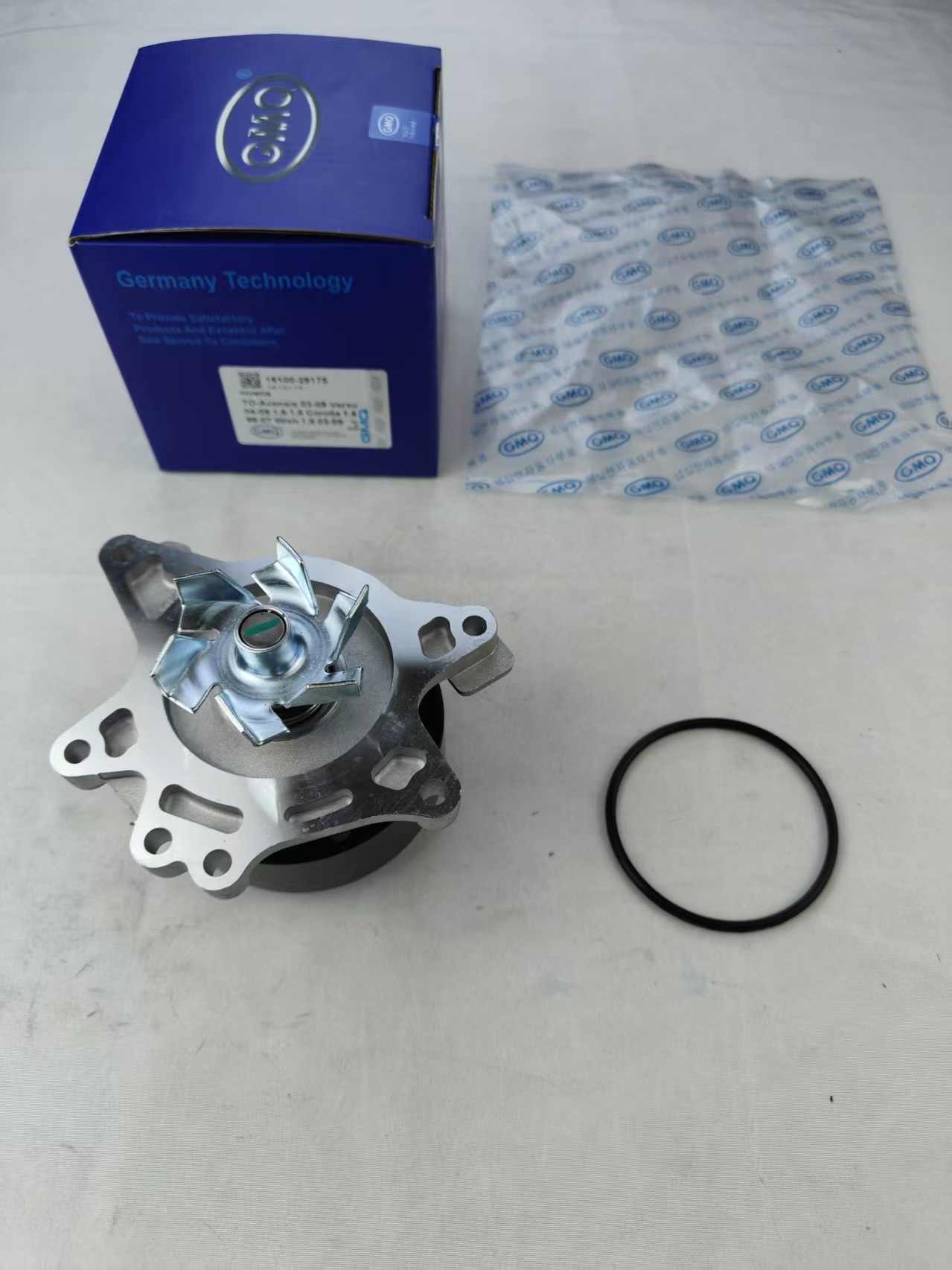 16100-29175 Water Pump Toyota Avensis 2.0/2.4 2003-2009 GMQ
