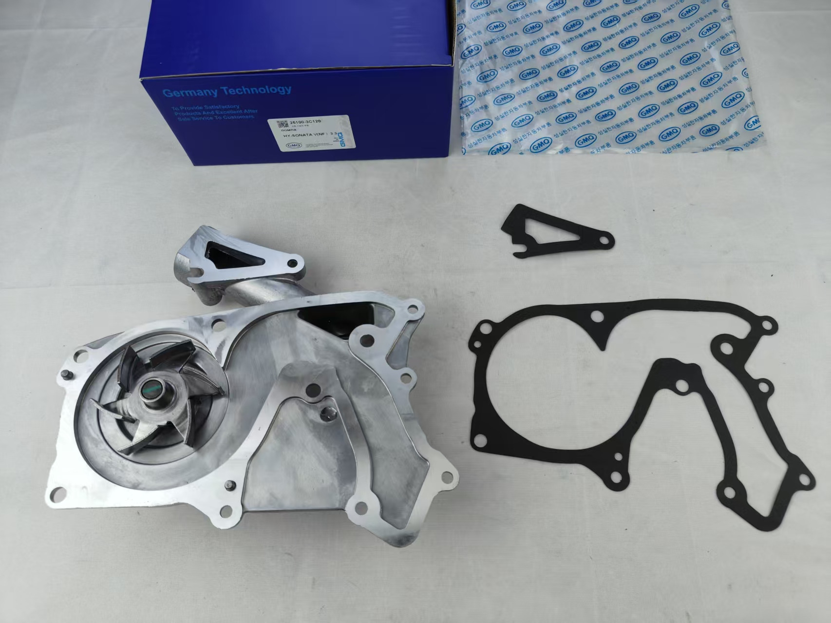 25190-3C120 Water Pump Hyundai Sonata NF 2.0/2.4 2005-2010 GMQ