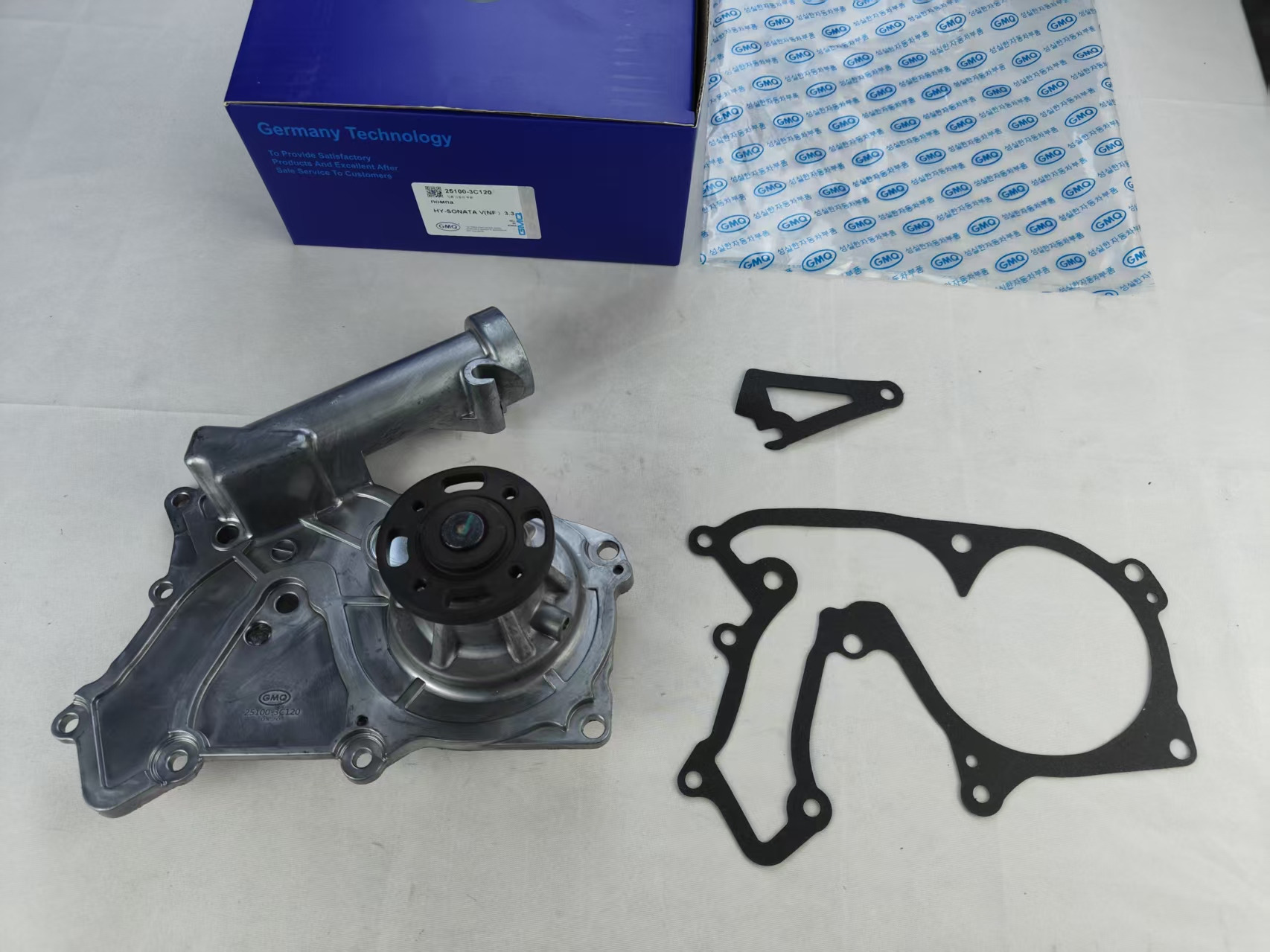 25190-3C120 Water Pump Hyundai Sonata NF 2.0/2.4 2005-2010 GMQ