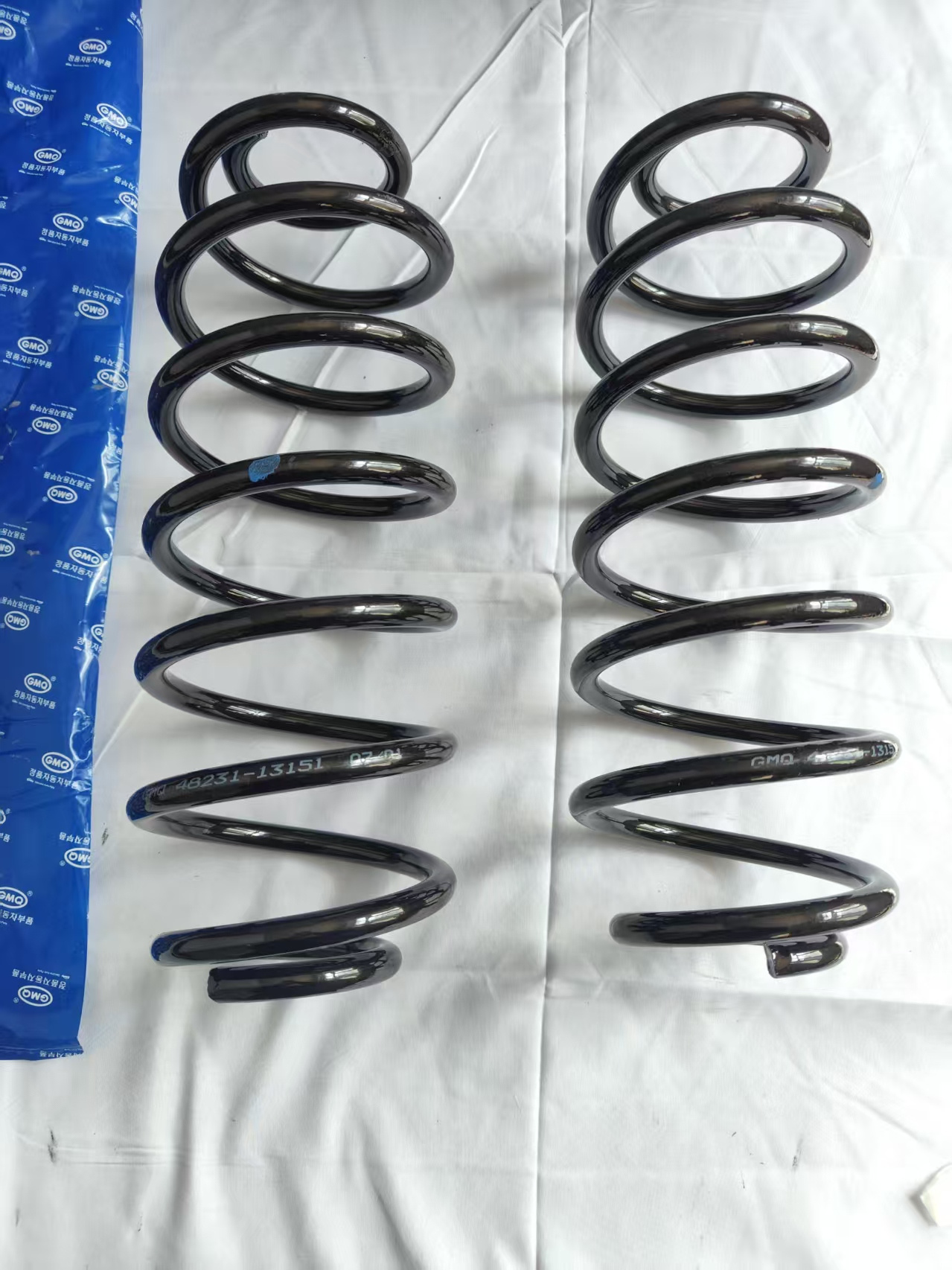 GMQ brand auto parts factory direct sales 48231-13151 Rear Coil Spring for Toyota Corolla Axio / Corolla Fielder 2012-2015