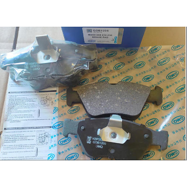 GMQ brand auto parts factory direct sales 43230020 Brake Pad Set for MERCEDES W202 / W210