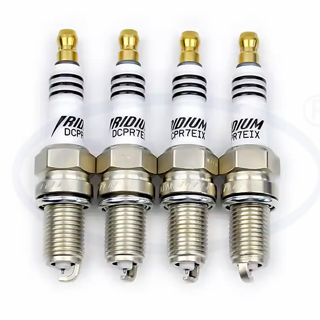 GMQ brand auto parts factory direct sales 90919-01284 Spark Plug for TOYOTA PRIUS / CHEVROLET SPARK