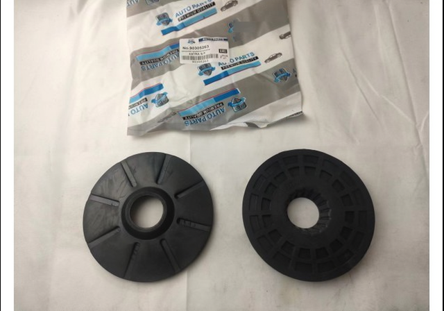 GMQ Auto Parts Rear Coil Spring Rubber Seat (Upper) Auto Spare Parts for DAEWOO NEXIA