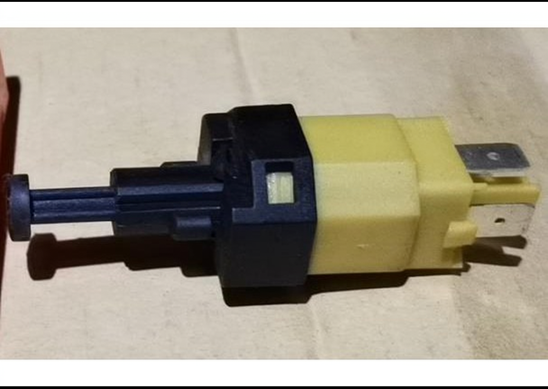 GMQ Auto Parts Brake Light Switch Auto Spare Parts for DAEWOO MATIZ
