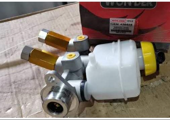 GMQ Auto Parts Brake Master Cylinder Auto Spare Parts for DAEWOO LANOS
