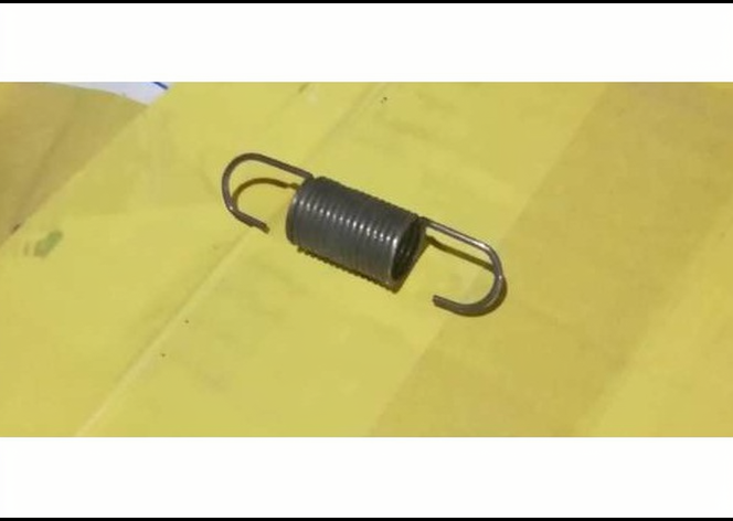 GMQ Auto Parts K01000001700 Brake Shoe Spring (Short) Auto Spare Parts for DAEWOO NEXIA OPEL