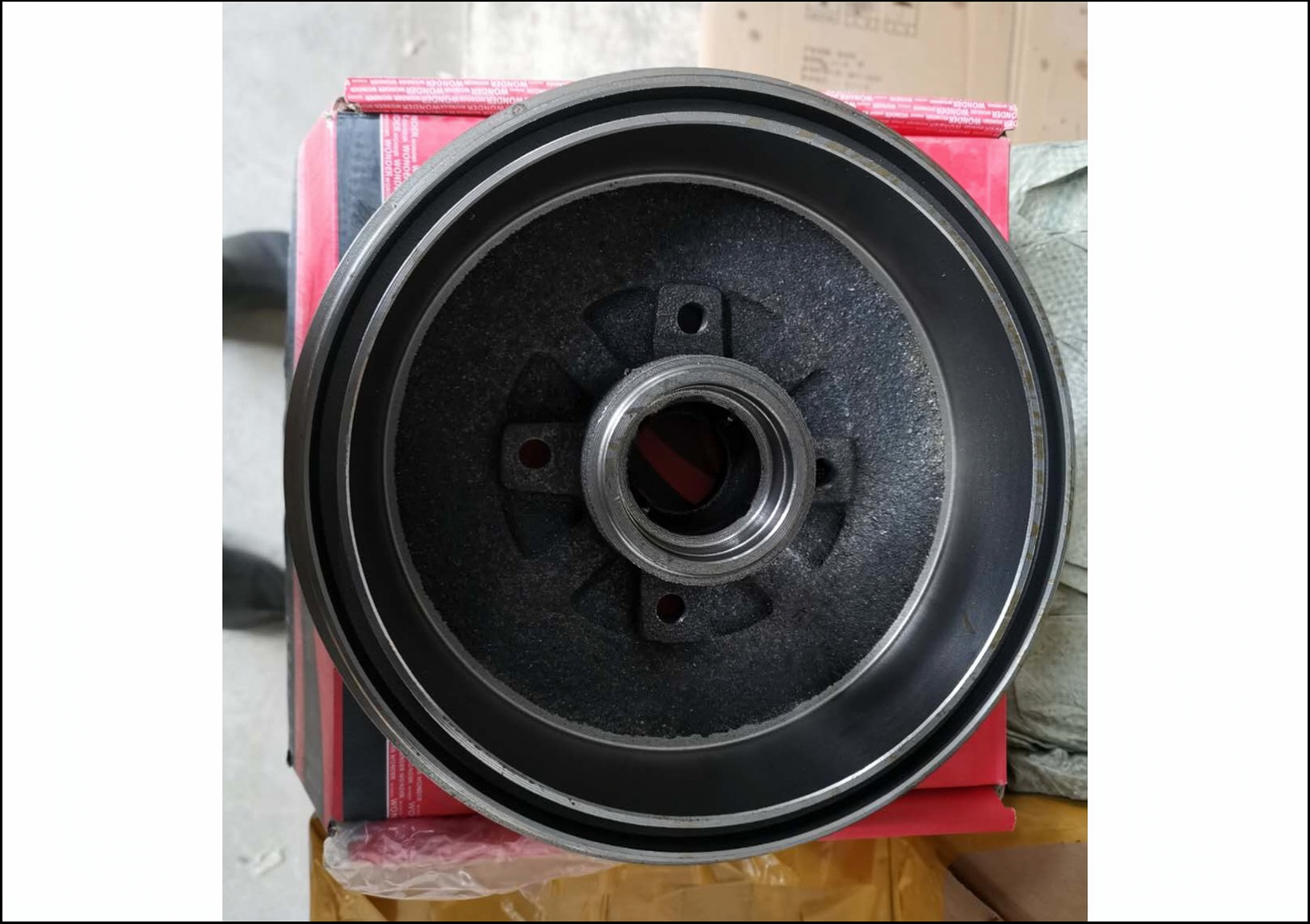 GMQ Auto Parts 96193771 96193876 Rear Brake Drum Auto Spare Parts for DAEWOO LANOS NUBIRA