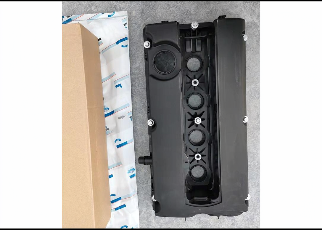 GMQ Auto Parts 55556284 Valve Cover (Rocker Cover) Auto Spare Parts for DAEWOO OPEL