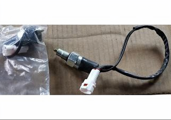 GMQ Auto Parts 37610A70B11-000 Reverse Light Switch (Backup Lamp Switch) Auto Spare Parts for DAEWOO TICO