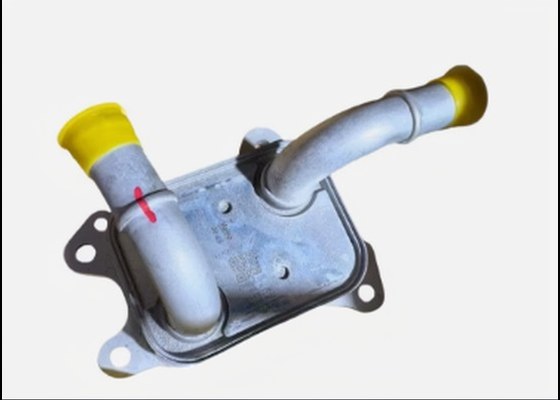 GMQ Auto Parts 26400-2J300 Oil Cooler Auto Spare Parts for Hyundai Kia