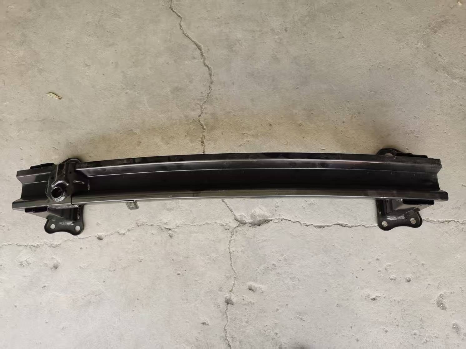 GMQ Auto Parts 64900-S8010 Bumper Reinforcement Auto Spare Parts for Hyundai Kia 2019 Paris Emperor