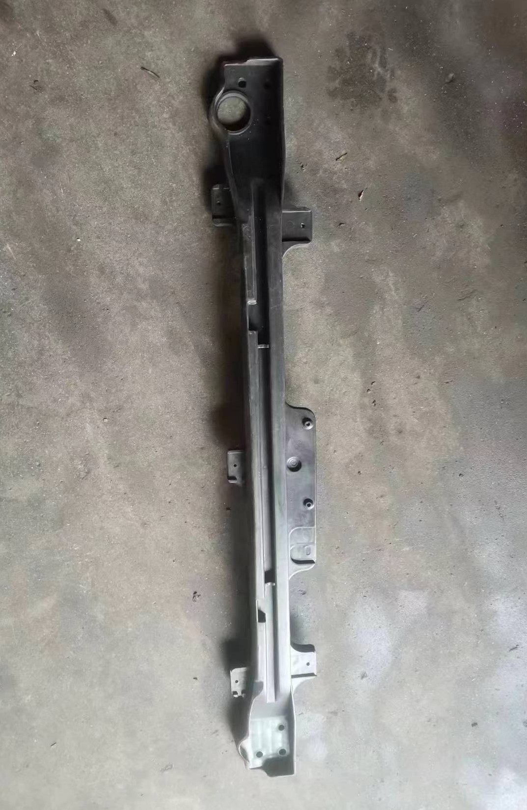 GMQ Auto Parts 86630-M6000 Bumper Reinforcement Auto Spare Parts for Hyundai Kia 2019 CERATO REAR BUMPER SUPPORT