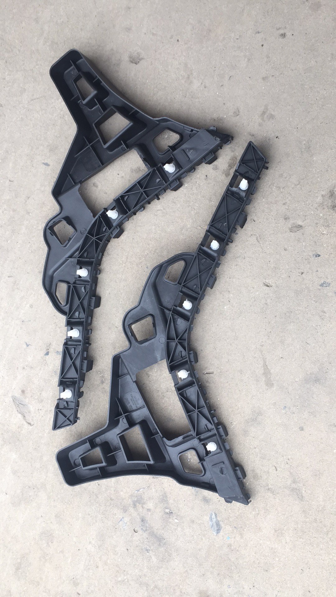 GMQ Auto Parts 86513-14-C1700 Bumper Reinforcement Auto Spare Parts for Hyundai Kia 2016 SONATA FRONT BUMPER BRACKET