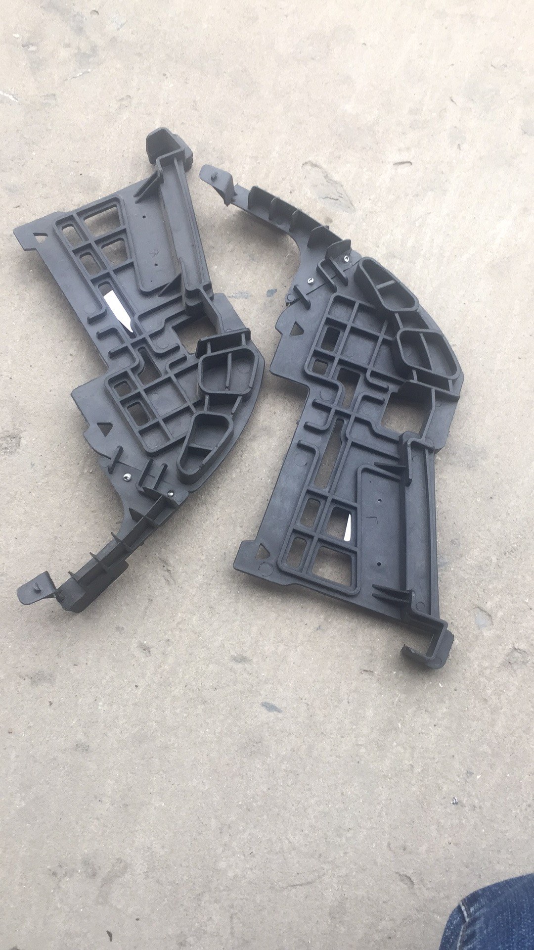 GMQ Auto Parts 86513-14-2E000 Bumper Reinforcement Auto Spare Parts for Hyundai Kia 2004 TUCSON FRON