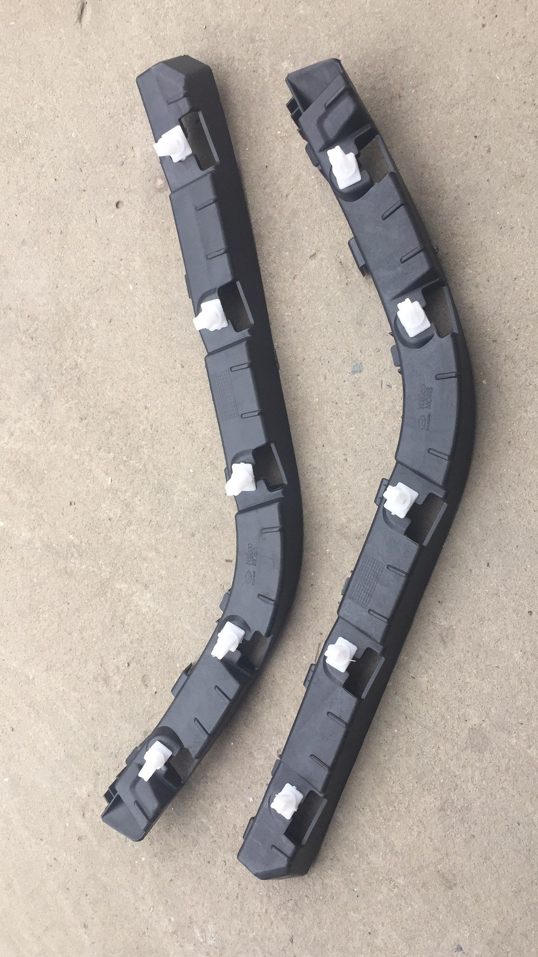 GMQ Auto Parts 86613-14-2W000 Bumper Reinforcement Auto Spare Parts for Hyundai Kia 2013 SANTA.FE REAR BUMPER BRACKET