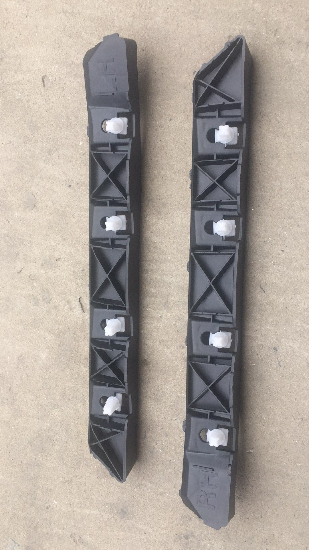 GMQ Auto Parts 86615-16-F2000 Bumper Reinforcement Auto Spare Parts for Hyundai Kia 2016 ELANTRA REA