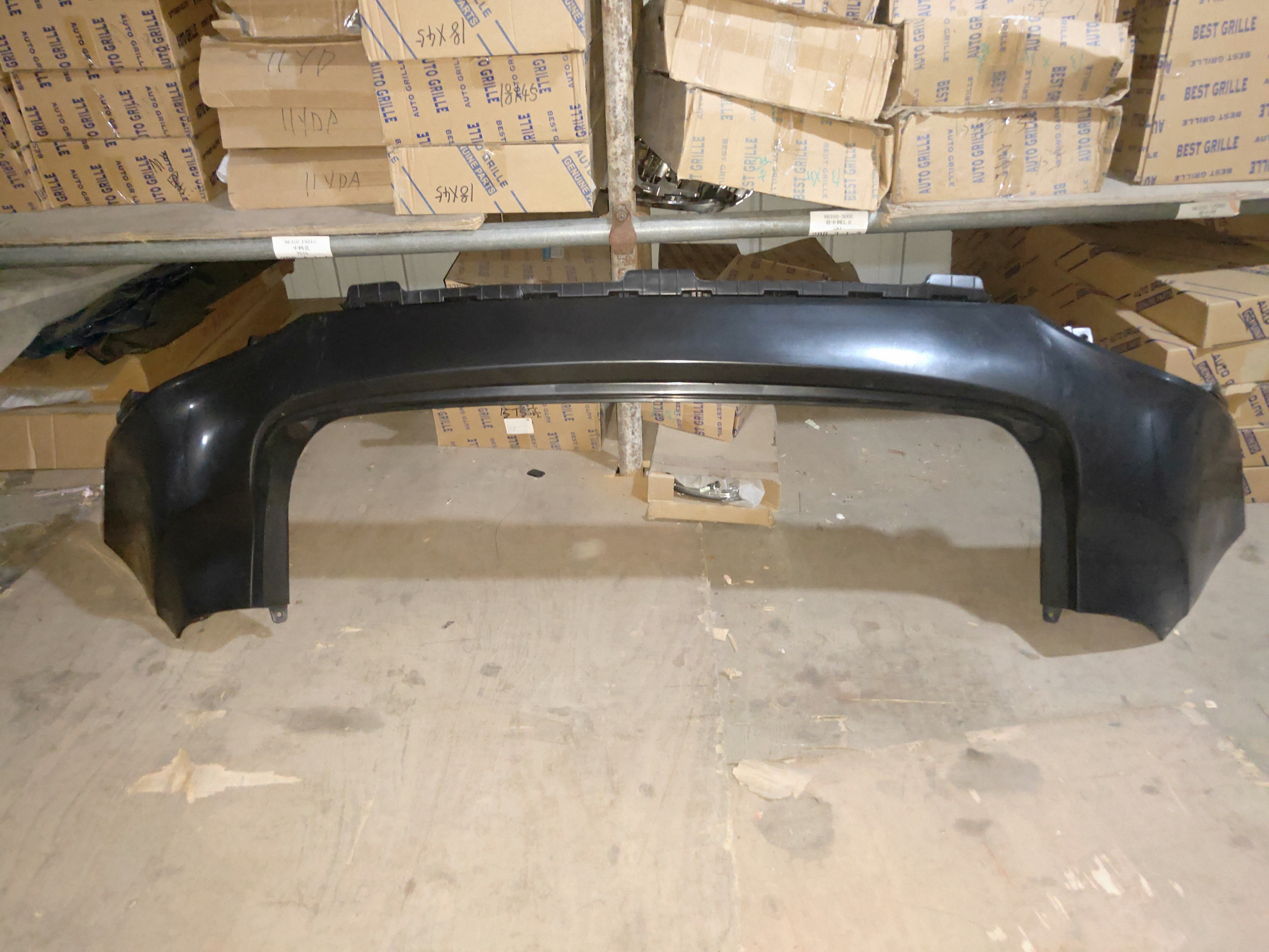GMQ Auto Parts 86611-2S000 Bumper Reinforcement Auto Spare Parts for Hyundai Kia 2009 TUCSON REAR BUMPER UPPER