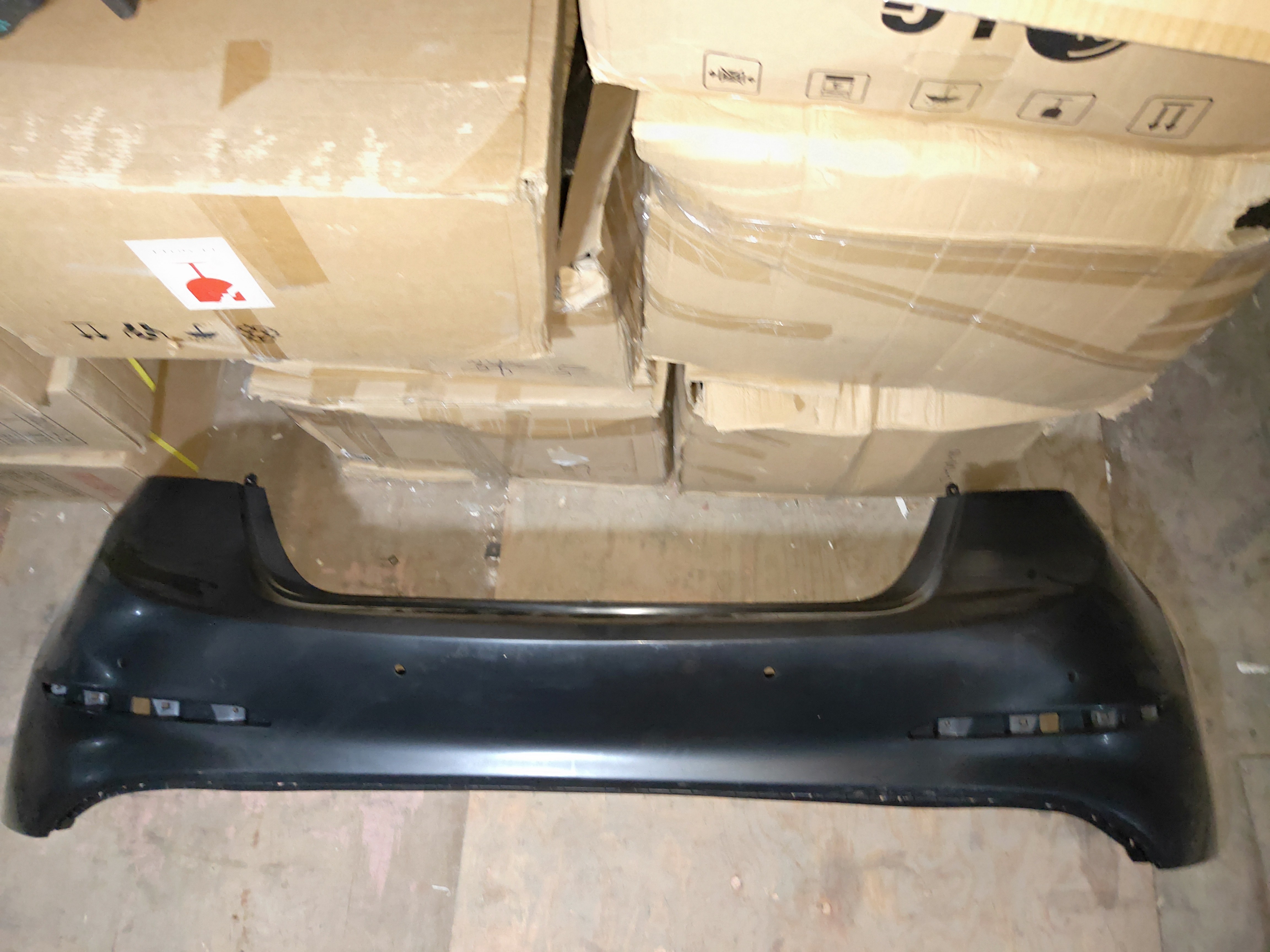 GMQ Auto Parts 86611-F2000 Bumper Reinforcement Auto Spare Parts for Hyundai Kia 2016 ELANTRA REAR BUMPER UPPER