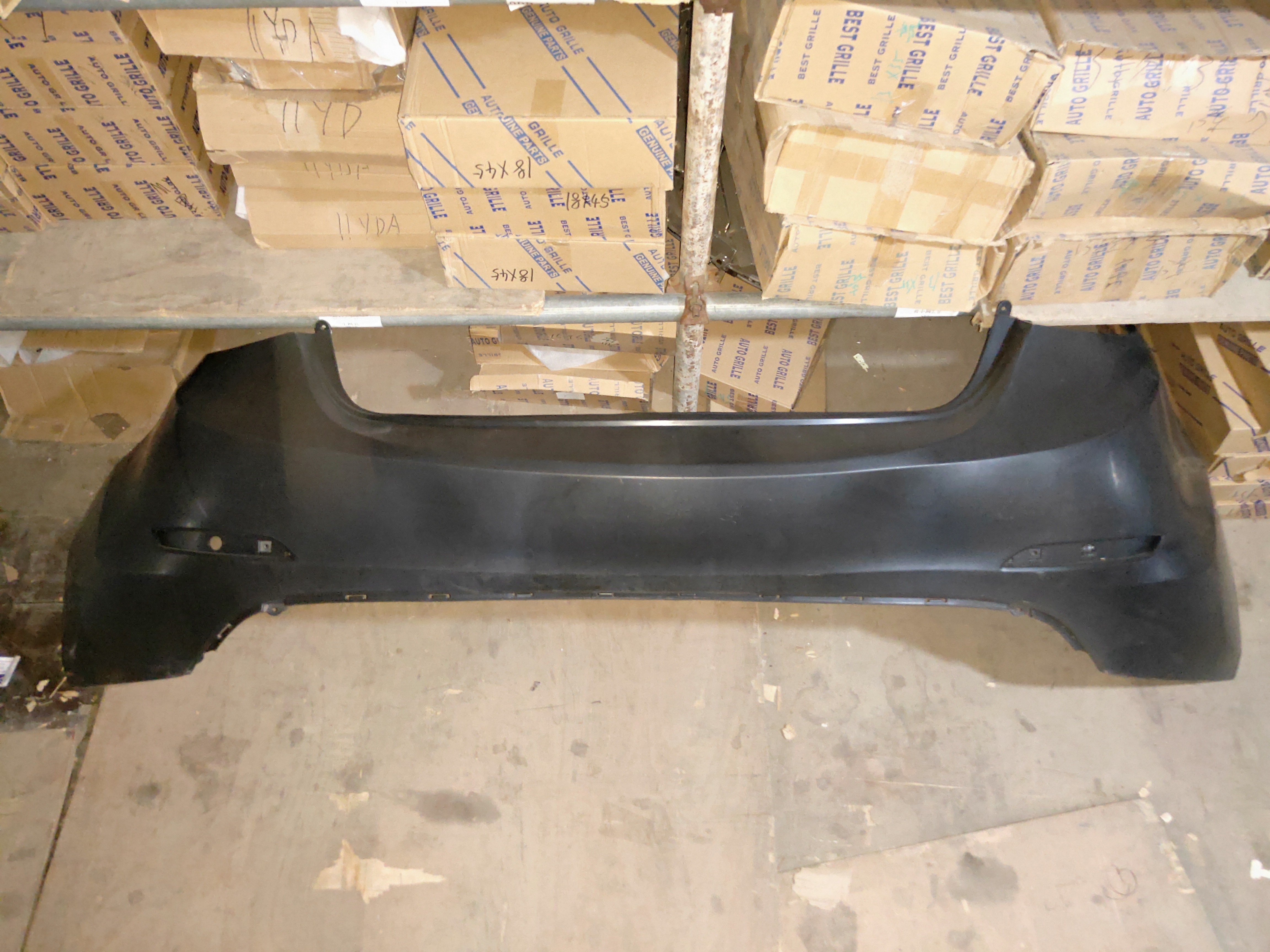 GMQ Auto Parts 86611-3X200 Bumper Reinforcement Auto Spare Parts for Hyundai Kia 2011 ELANTRA REAR BUMPER UPPER