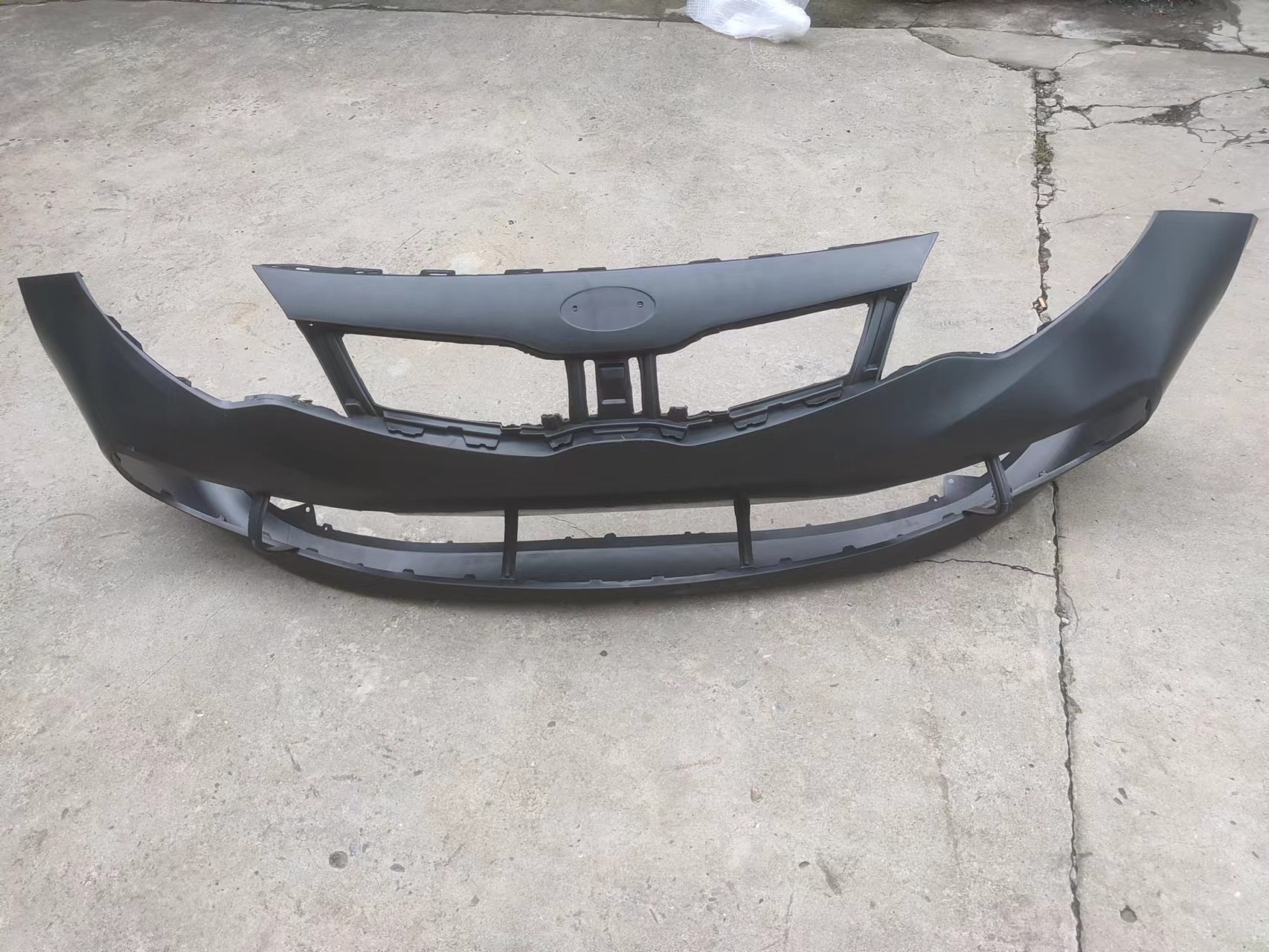 GMQ Auto Parts 86511-1W000 Bumper Reinforcement Auto Spare Parts for Hyundai Kia 2012 RIO FRONT BUMPER