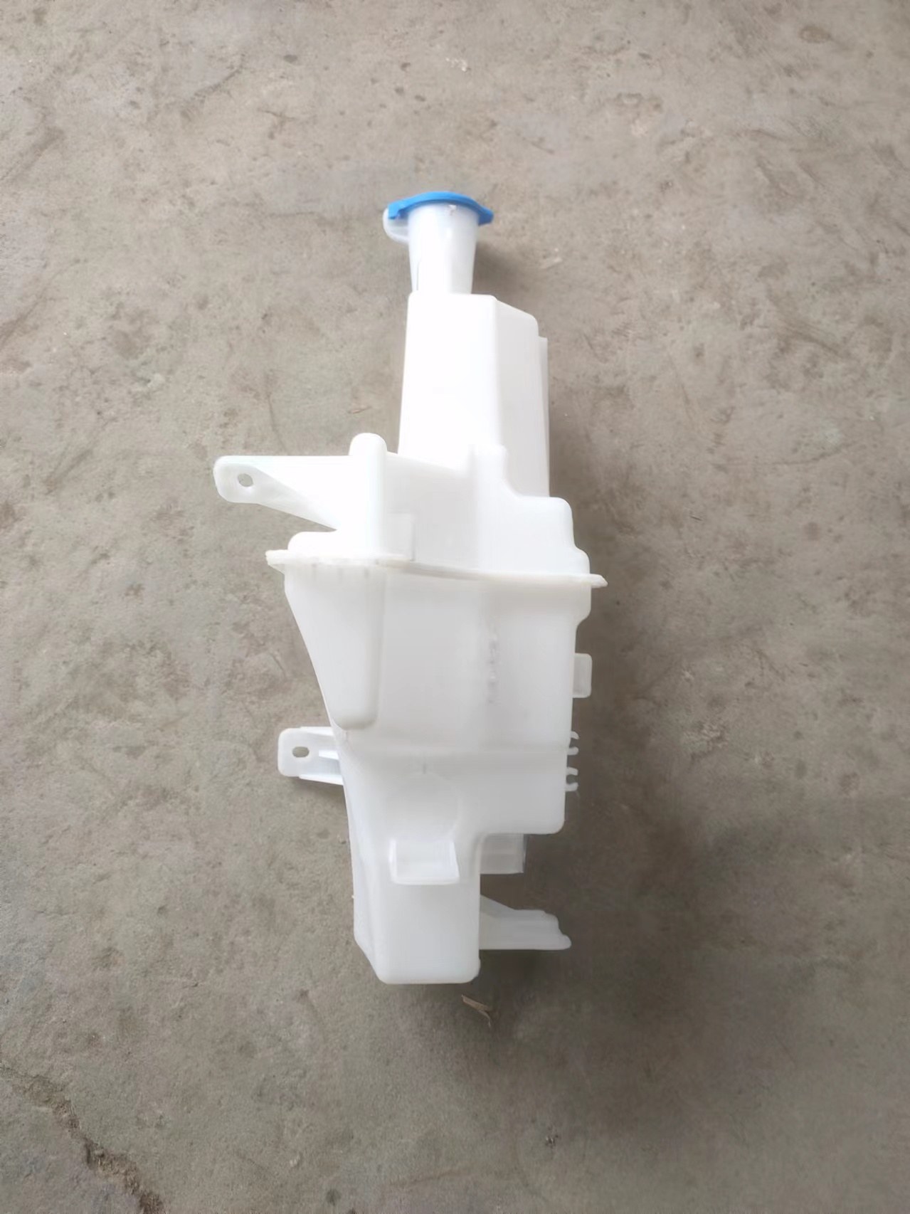 GMQ Auto Parts 98620-F1100 Bumper Reinforcement Auto Spare Parts for Hyundai Kia 2016 SPORTAGE WATER