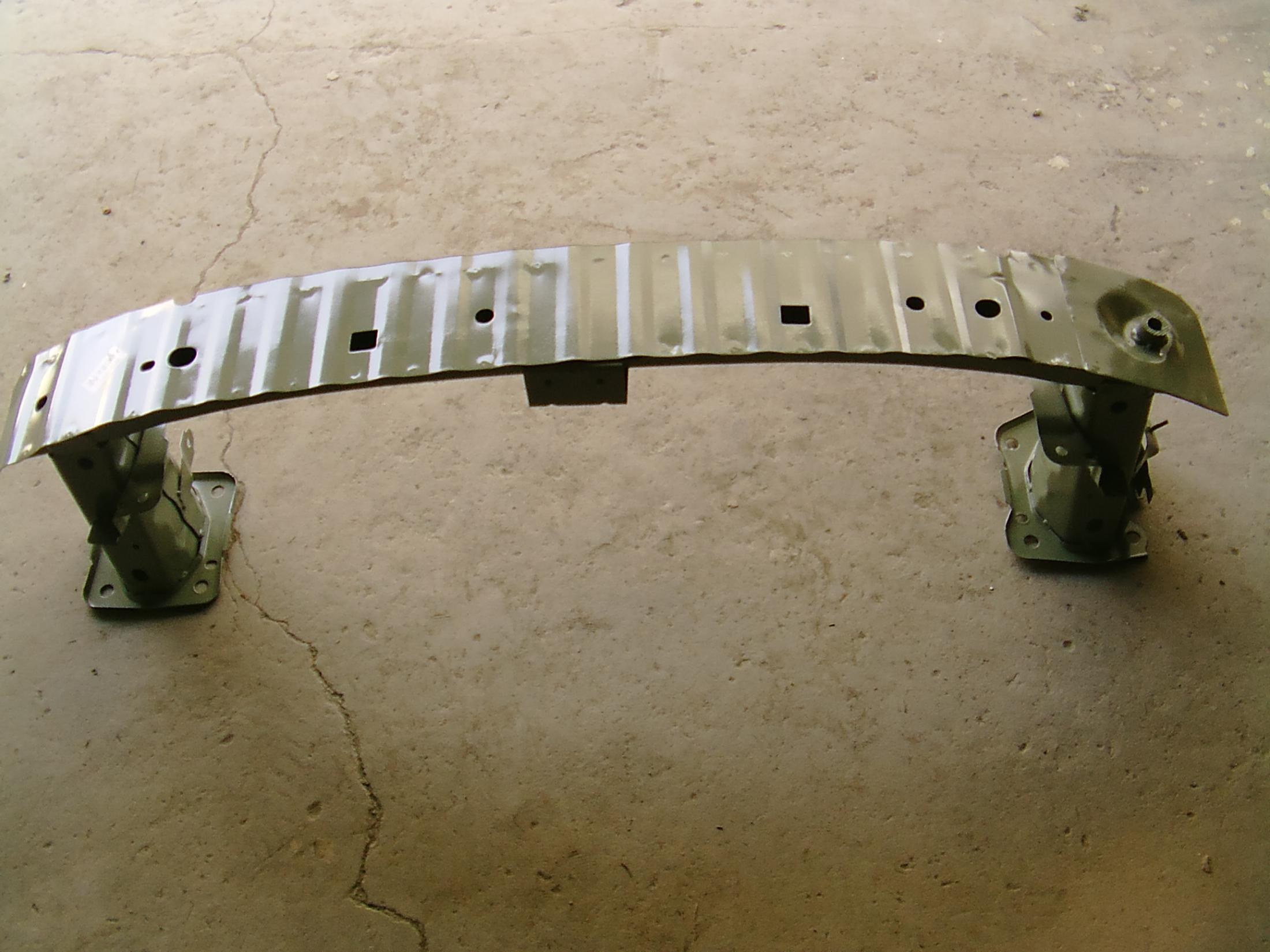 GMQ Auto Parts BRYS-5007Y Bumper Reinforcement Auto Spare Parts for Hyundai Kia MAZDA 3 FRONT BUMPER SUPPORT