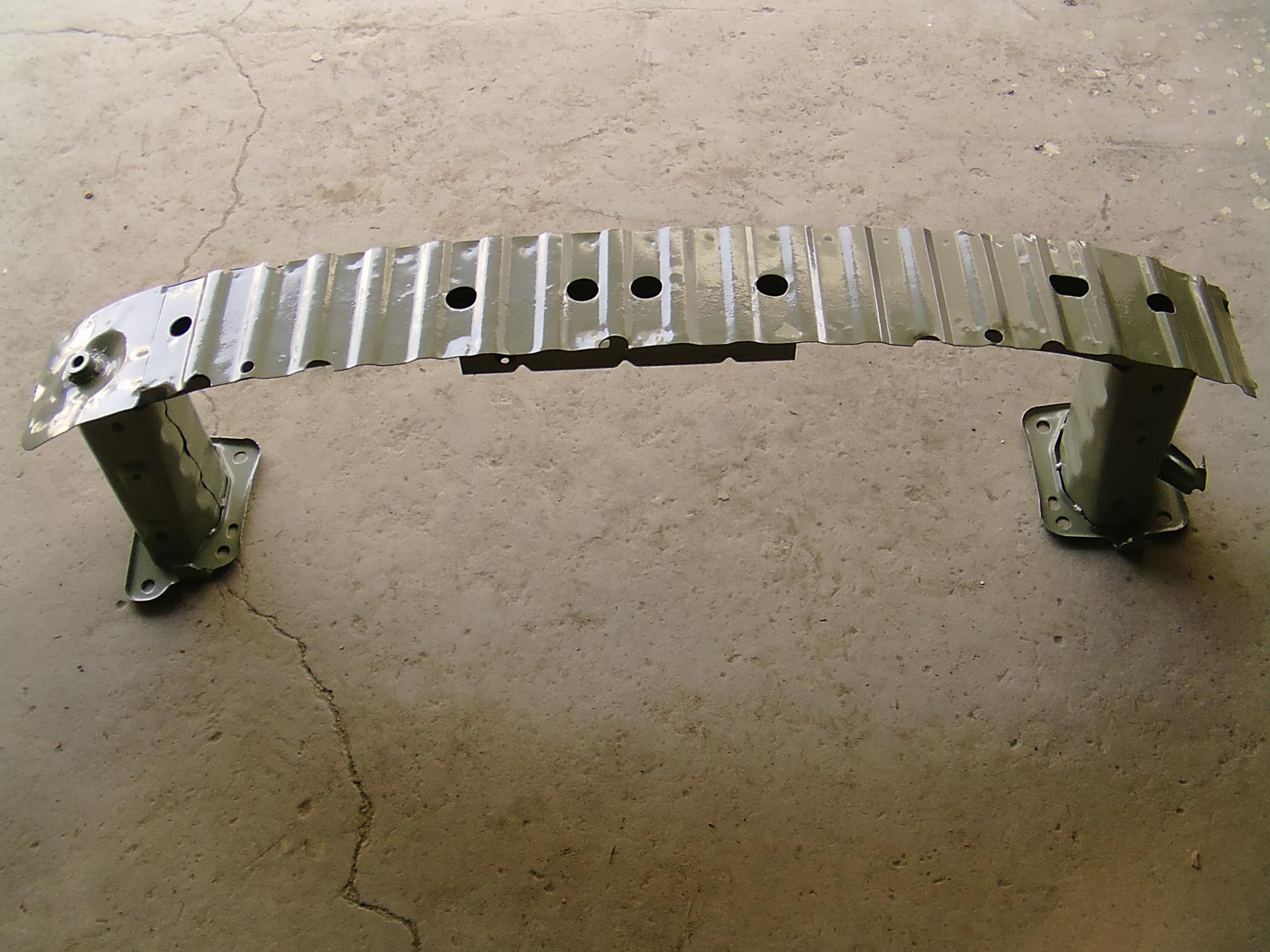 GMQ Auto Parts 3M51-R403226-AJ Bumper Reinforcement Auto Spare Parts for Hyundai Kia 05 Focus FRONT BUMPER SUPPORT
