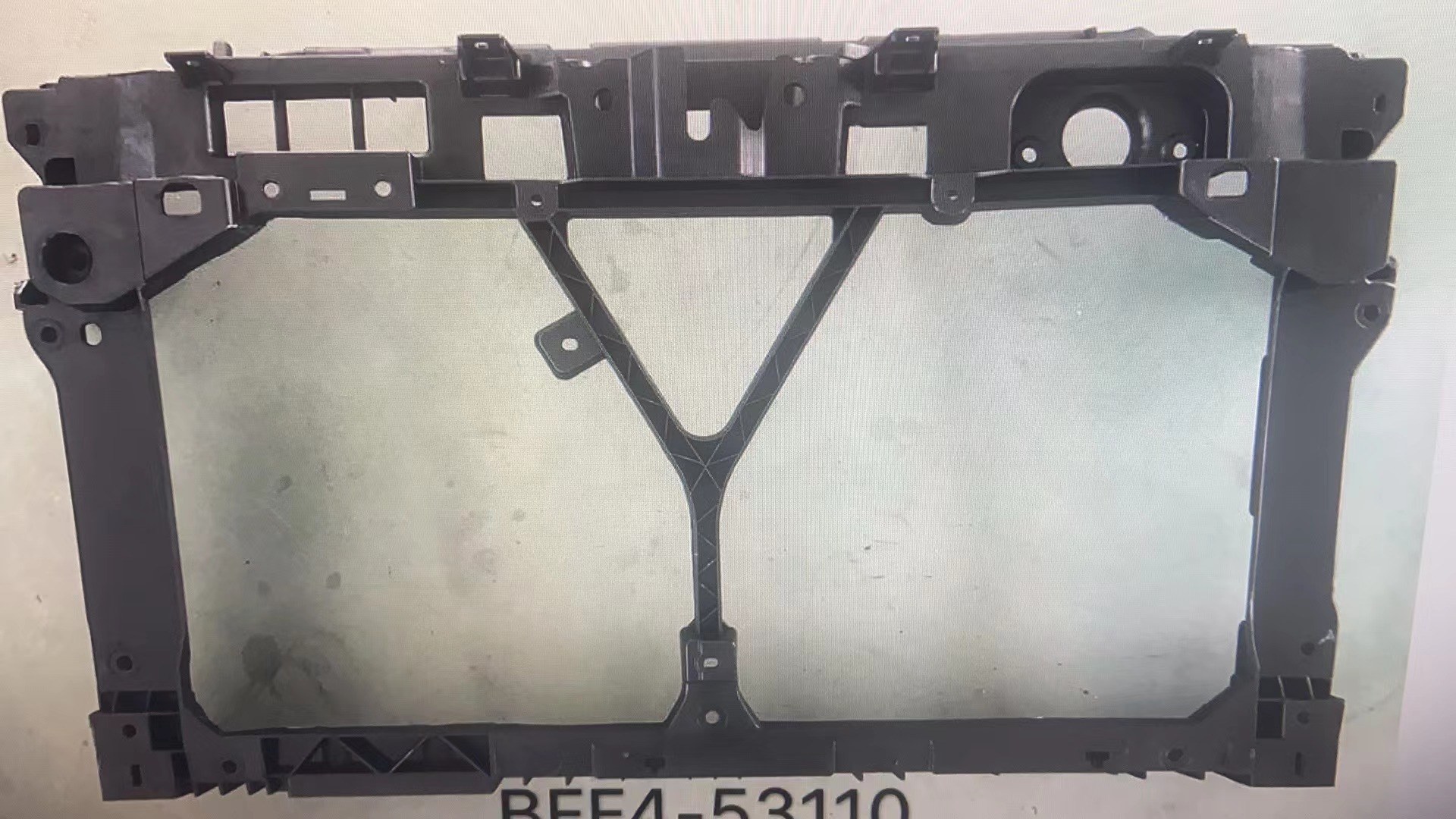 GMQ Auto Parts BBM4-53110 Bumper Reinforcement Auto Spare Parts for Hyundai Kia MAZDA3 WATER TANK FRAME