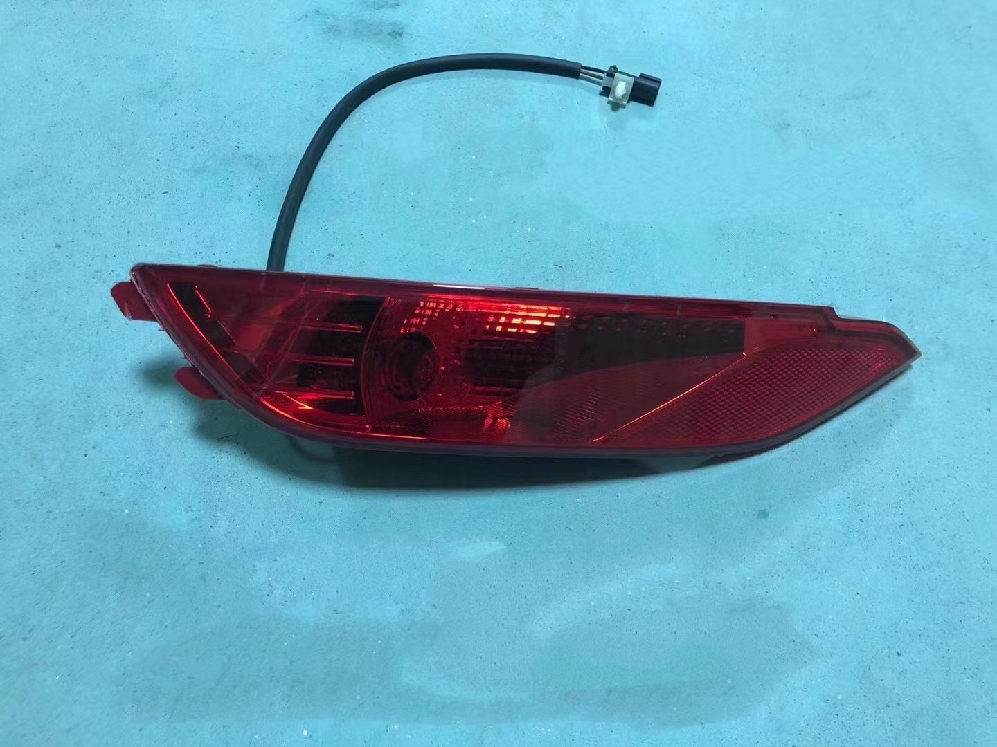 GMQ Auto Parts 92405-6-D3100 Bumper Reinforcement Auto Spare Parts for Hyundai Kia 2015 TUCSON REAR BUMPER LAMP