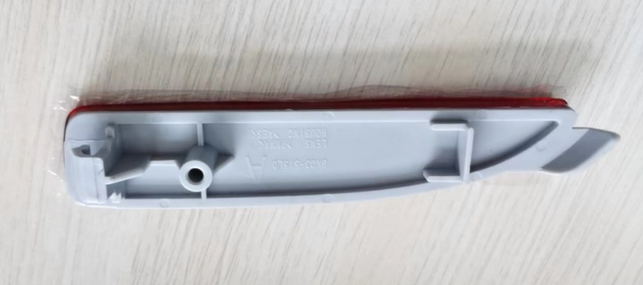 GMQ Auto Parts D350515M0E Bumper Reinforcement Auto Spare Parts for Hyundai Kia MAZDA3/A5 REAR BUMPER LAMP