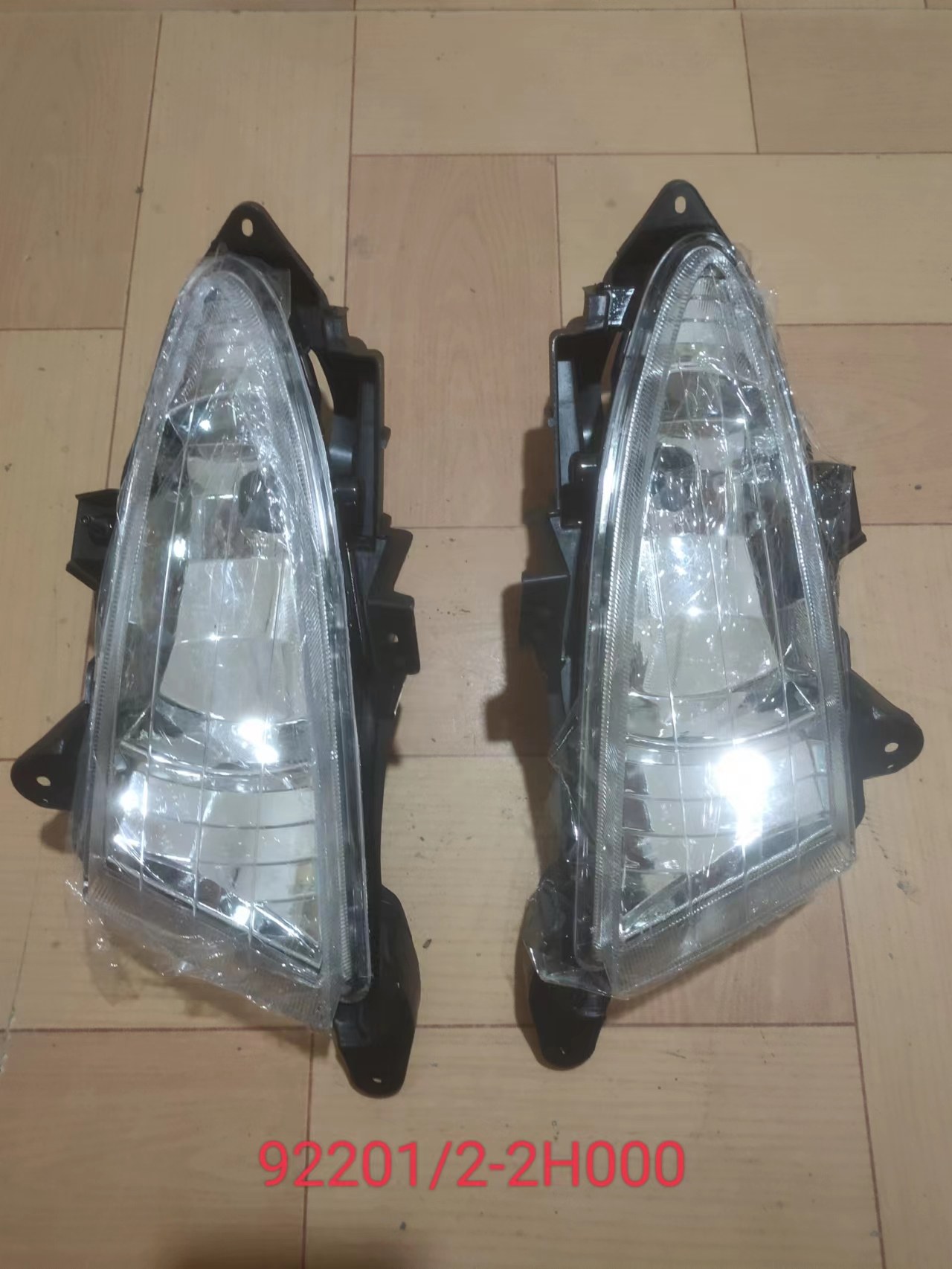 GMQ Auto Parts 92201-2-2H000 Bumper Reinforcement Auto Spare Parts for Hyundai Kia 2007 ELANTRA FOG