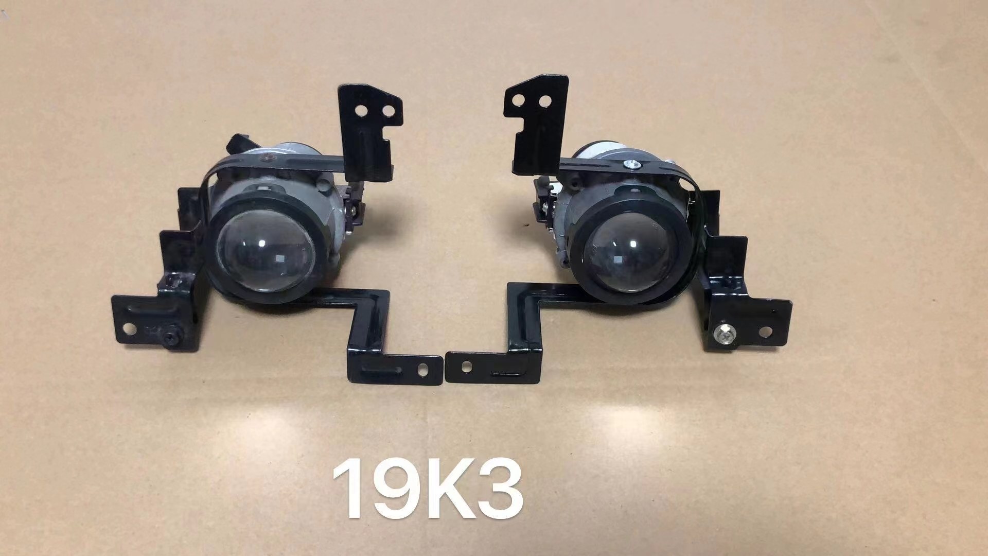 GMQ Auto Parts 92201-2-M6000 Bumper Reinforcement Auto Spare Parts for Hyundai Kia 2019 CERATO FOG L