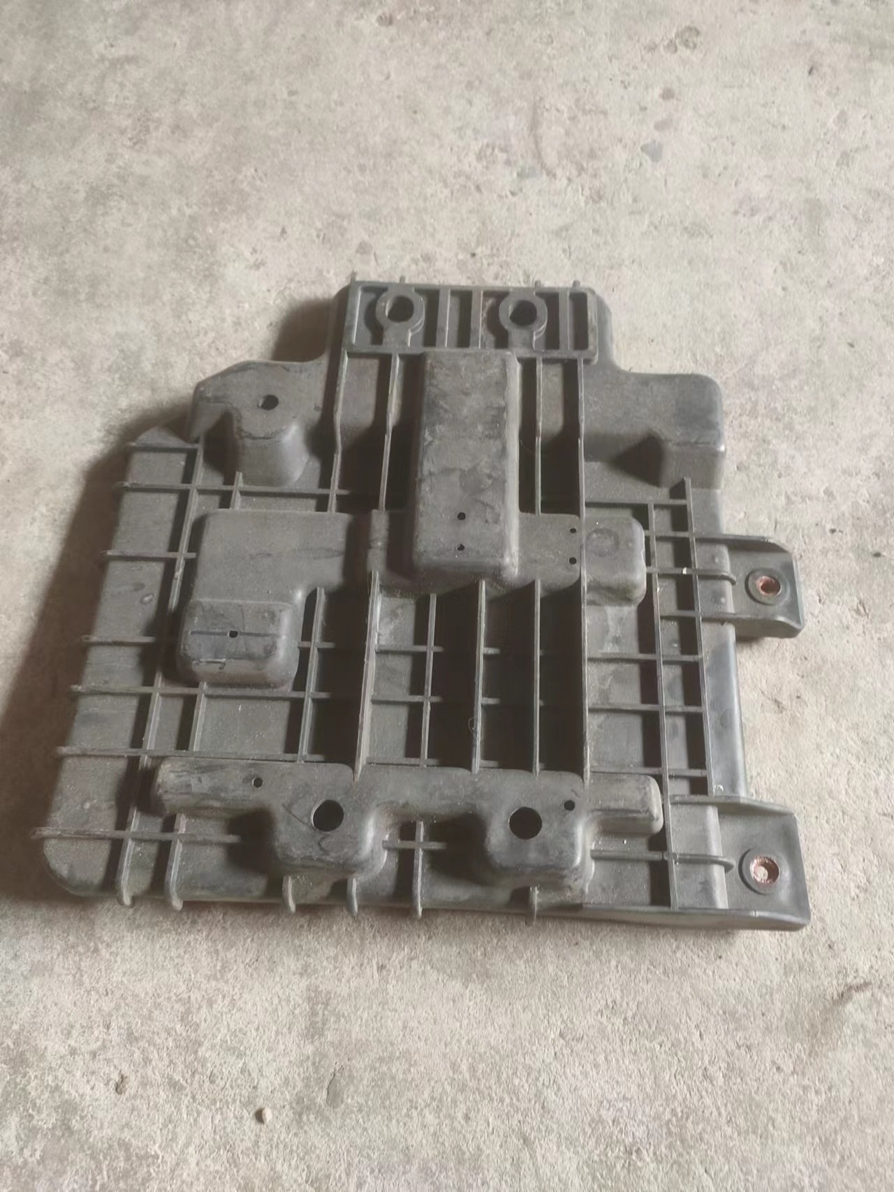 GMQ Auto Parts 37150-1X360 Bumper Reinforcement Auto Spare Parts for Hyundai Kia 2010 FORTE BATTERY