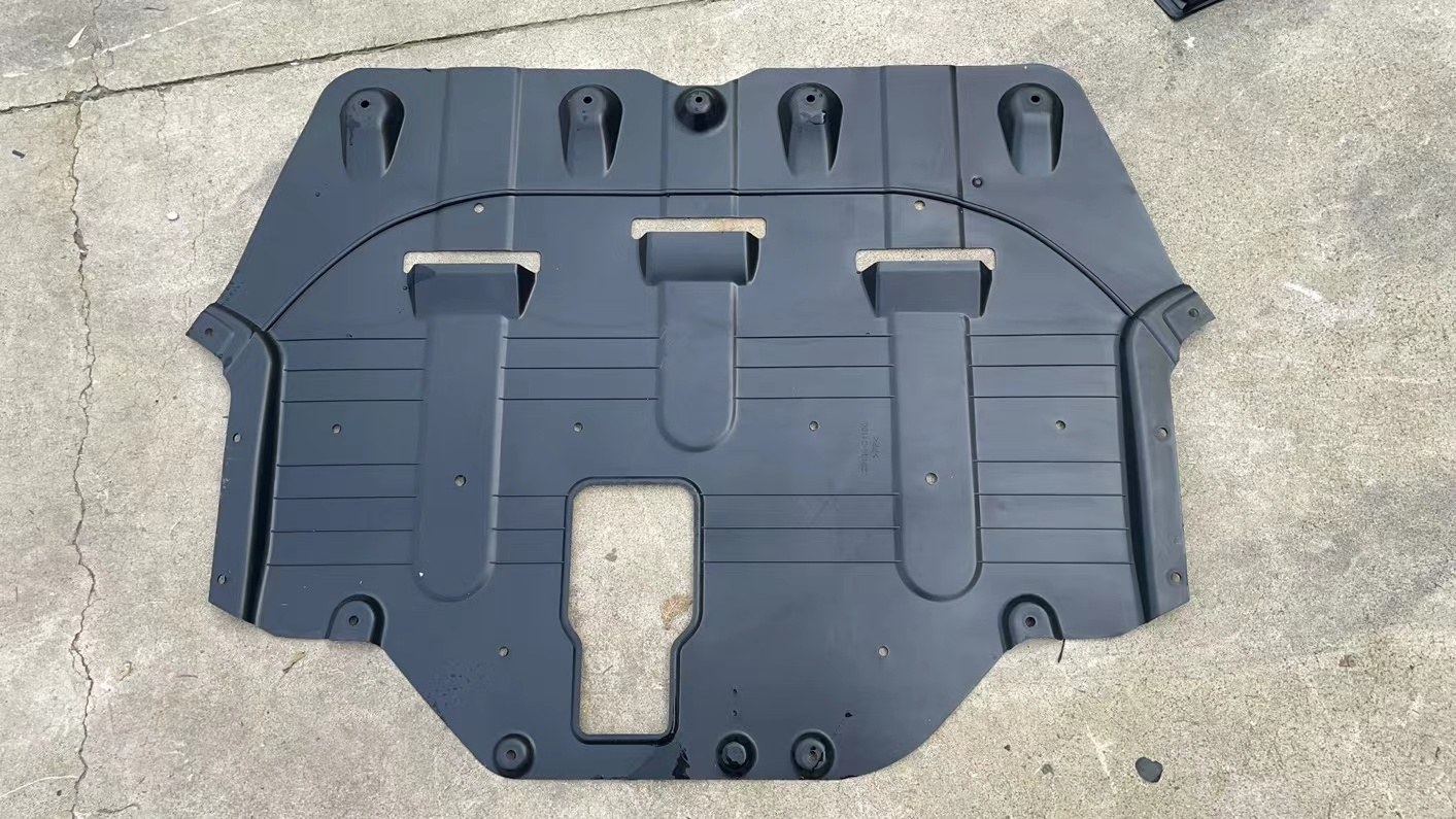 GMQ Auto Parts 29130-C1000 Bumper Reinforcement Auto Spare Parts for Hyundai Kia 2015 SONATA ENGINE