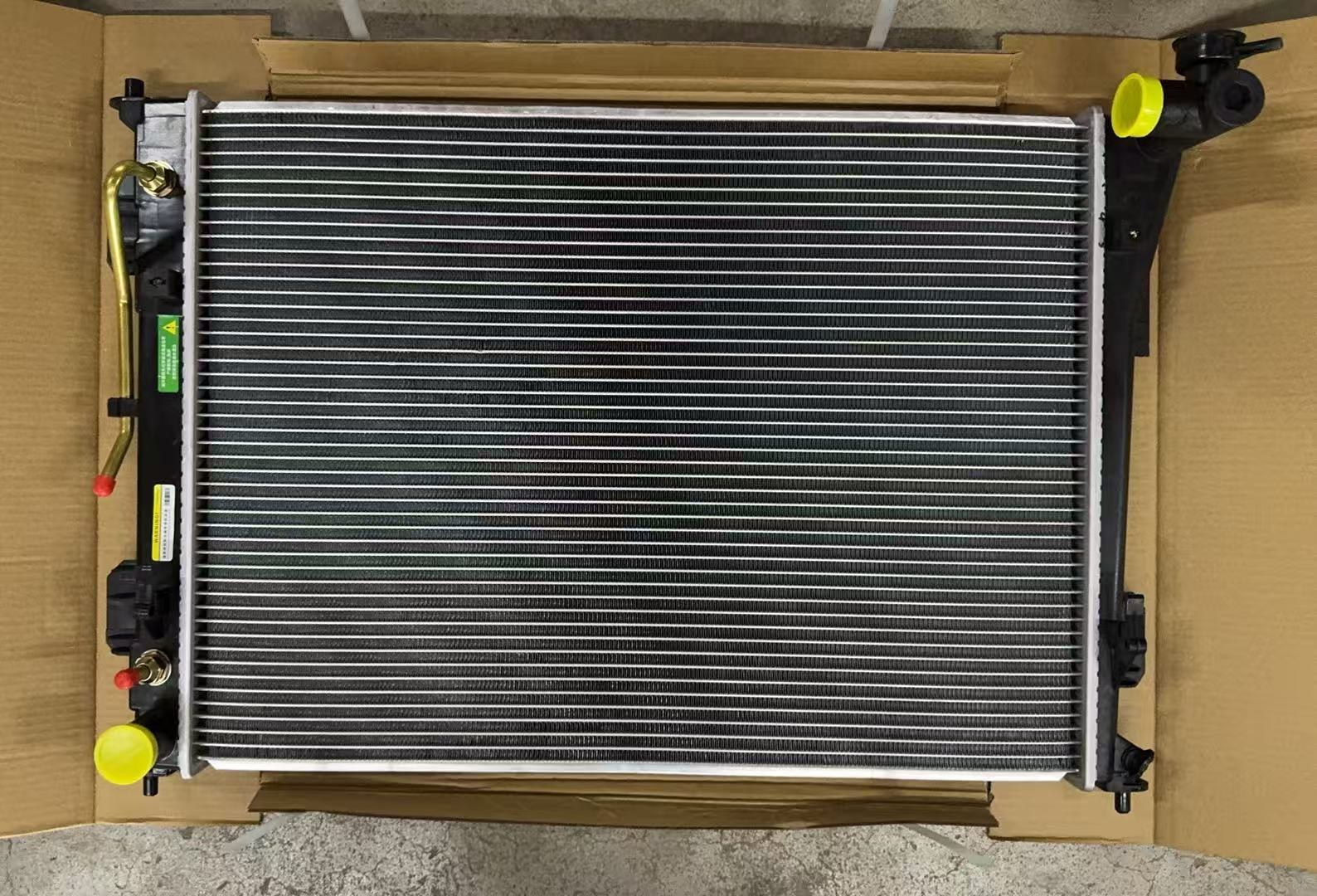 GMQ Auto Parts 25310-4M000 Radiator Auto Spare Parts for Hyundai Kia