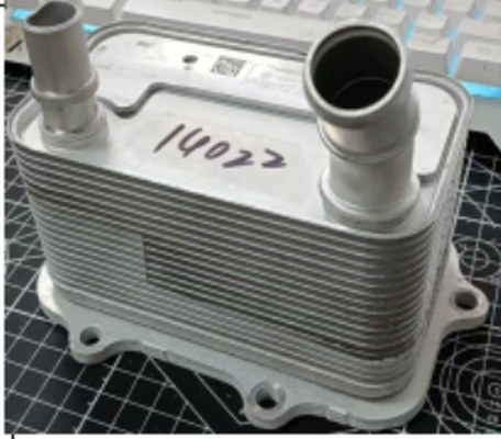 GMQ Auto Parts 26400-2R000 Oil Cooler Auto Spare Parts for Hyundai Kia