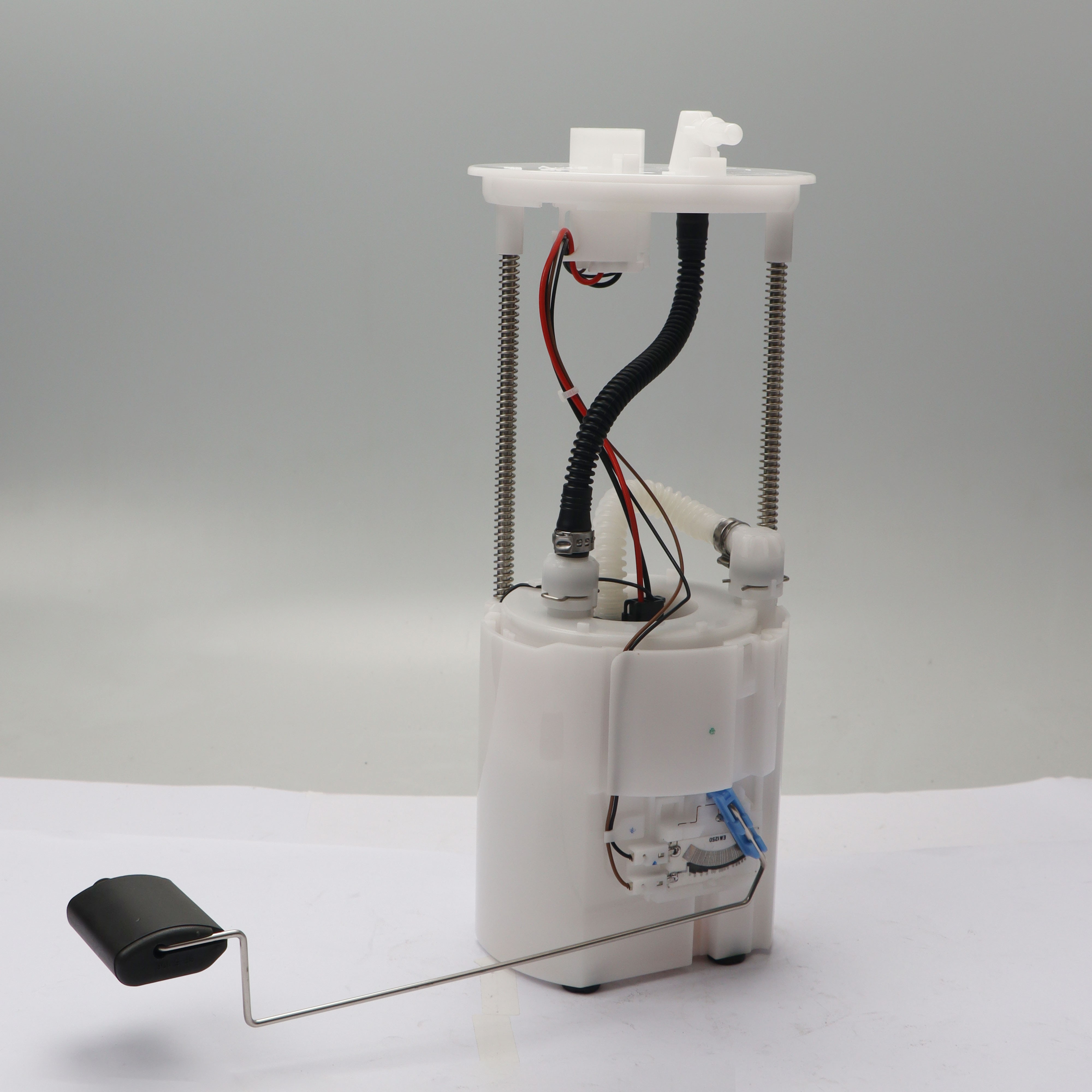 GMQ Auto Parts 31110-C9000 Fuel Pump Assembly Auto Spare Parts for Hyundai Kia