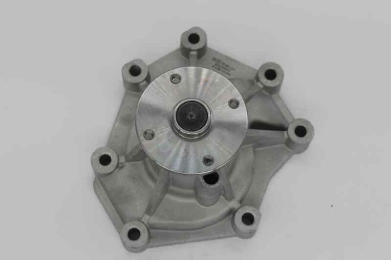 GMQ Auto Parts 251004A300 Water Pump Auto Spare Parts for Hyundai Kia Sorento 2.5 Diesel ,D4CB