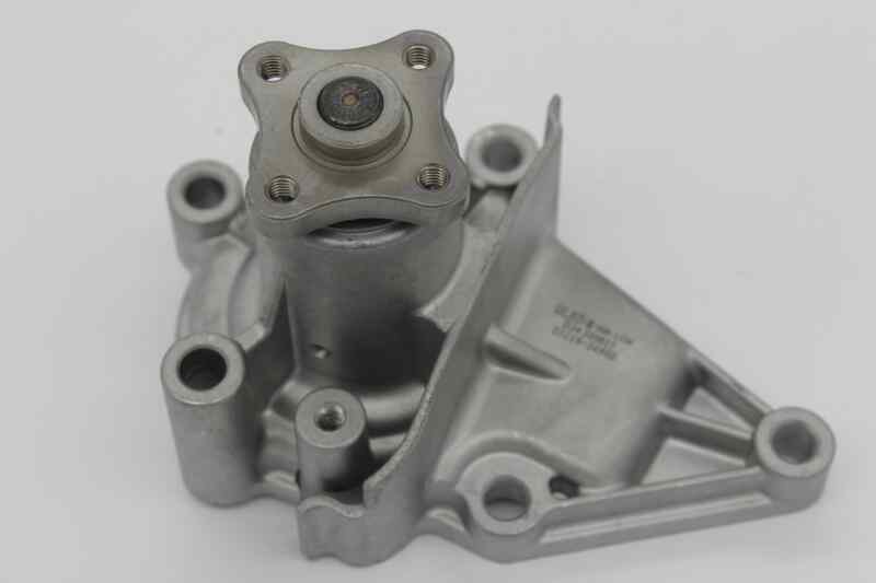 GMQ Auto Parts 2510026901 Water Pump Auto Spare Parts for Hyundai Kia Accent 1.6 VVT, Cerato , Elant