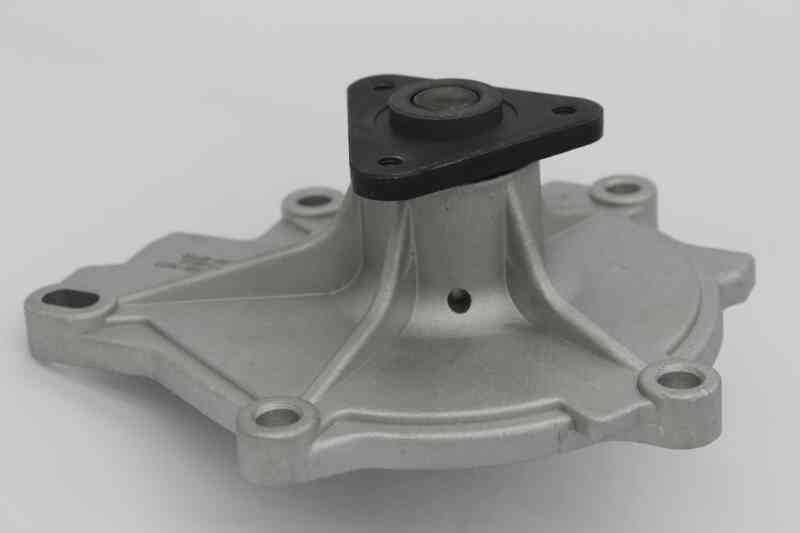 GMQ Auto Parts 25100-2F700 Water Pump Auto Spare Parts for Hyundai Kia Sorento 2.2 Diesel 、 Santa Fe