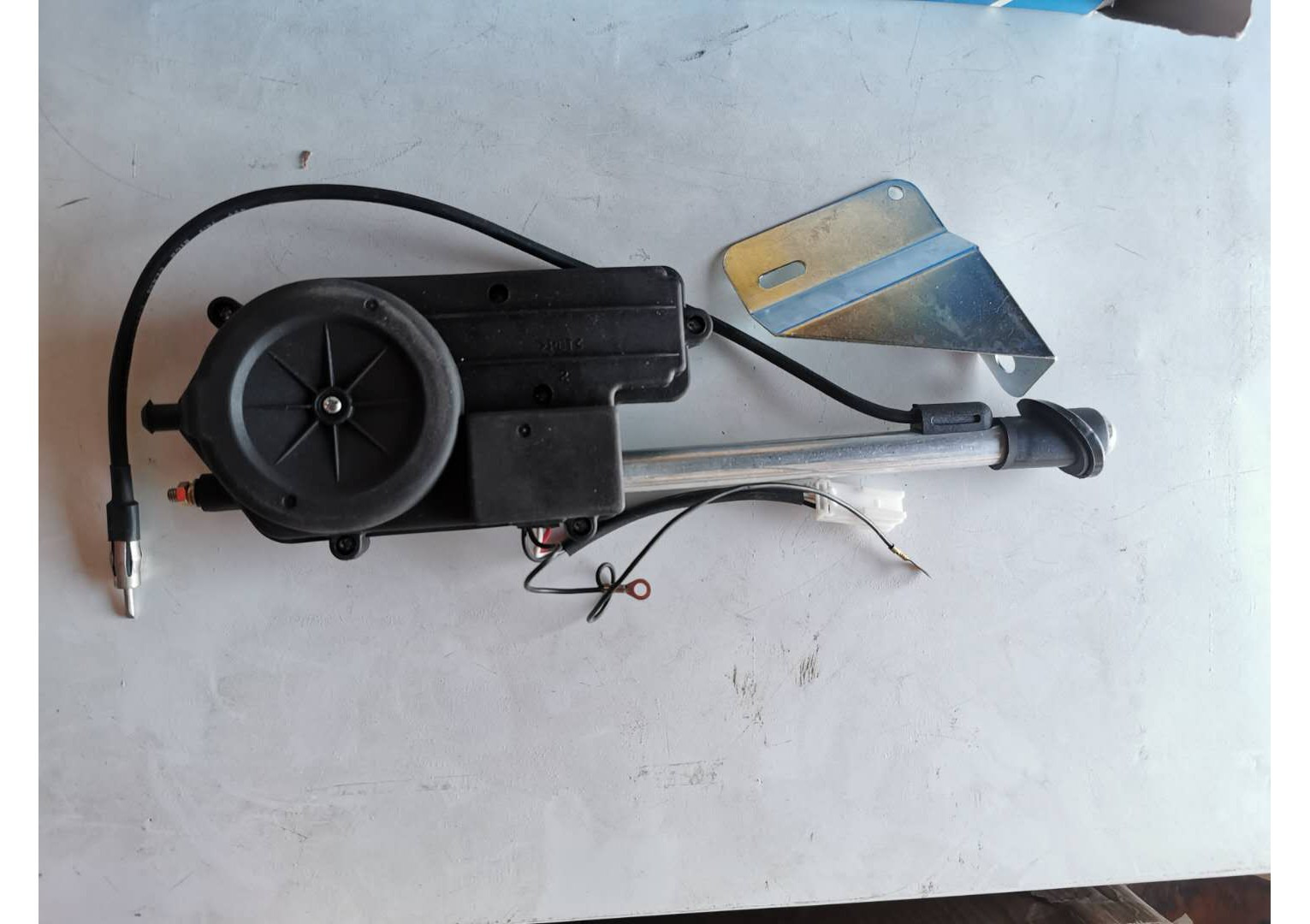 GMQ Auto Parts 滞销96162156 Power (Electric) Antenna Auto Spare Parts for DAEWOO NEXIA