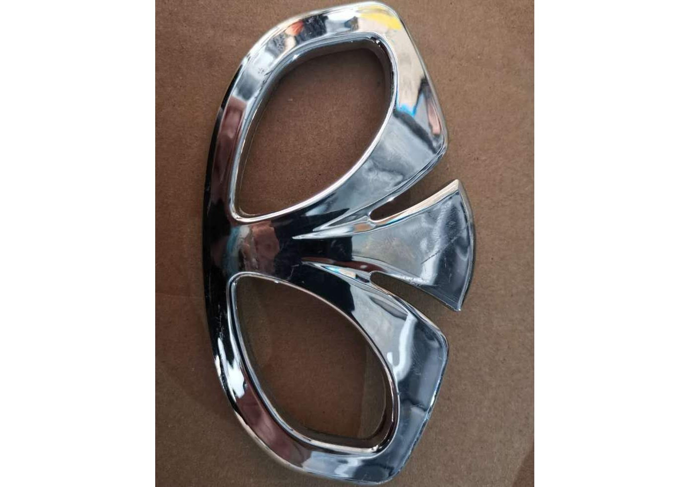GMQ Auto Parts K01000001536 Grille Emblem Auto Spare Parts for DAEWOO