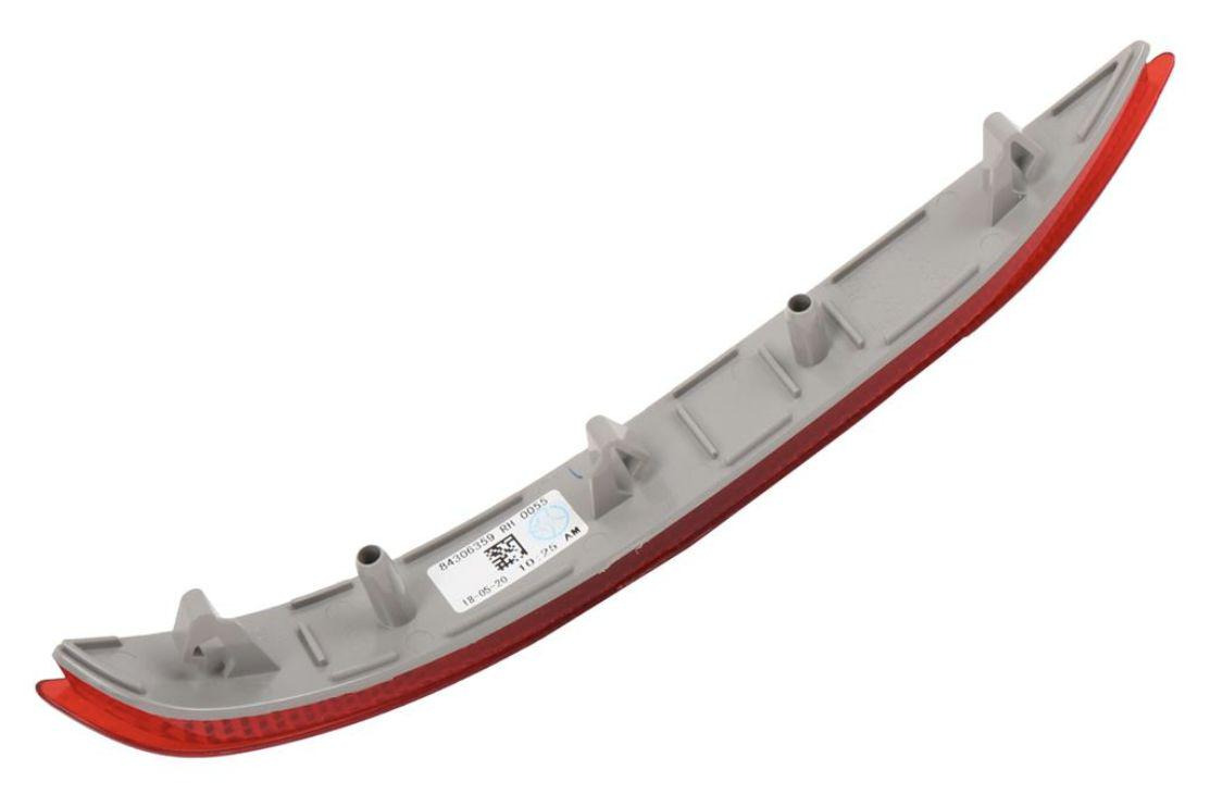 GMQ Auto Parts 84306359 Rear Bumper Signal Lamp (Right) Bumper Light Rear Bumper Lamp for Chevrolet Equinox 2018-2021