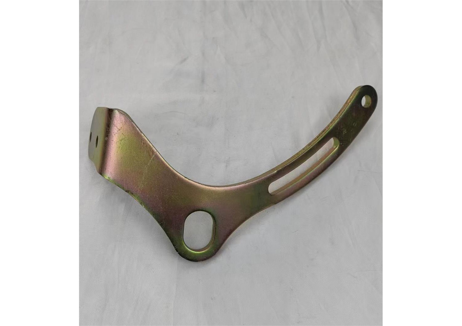 GMQ Auto Parts 11561A80D00-000 Alternator Mounting Bracket Auto Spare Parts for DAEWOO DAMAS