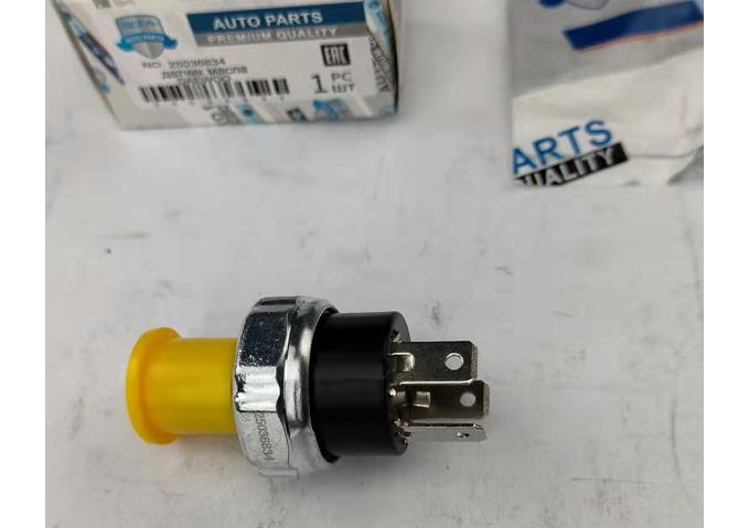 GMQ Auto Parts Oil Pressure Sensor (Switch) Auto Spare Parts for DAEWOO NEXIA