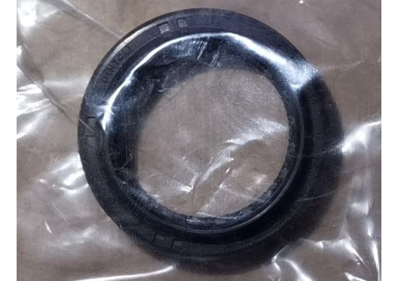 GMQ Auto Parts 28X38X10/15 Gearbox Rear Cover Oil Seal Auto Spare Parts for DAEWOO DAMAS