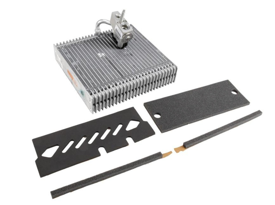 GMQ Auto Parts 84400226 A/C Evaporator Core Evaporator Air Conditioning Evaporator for Chevrolet Equinox 2018-2019