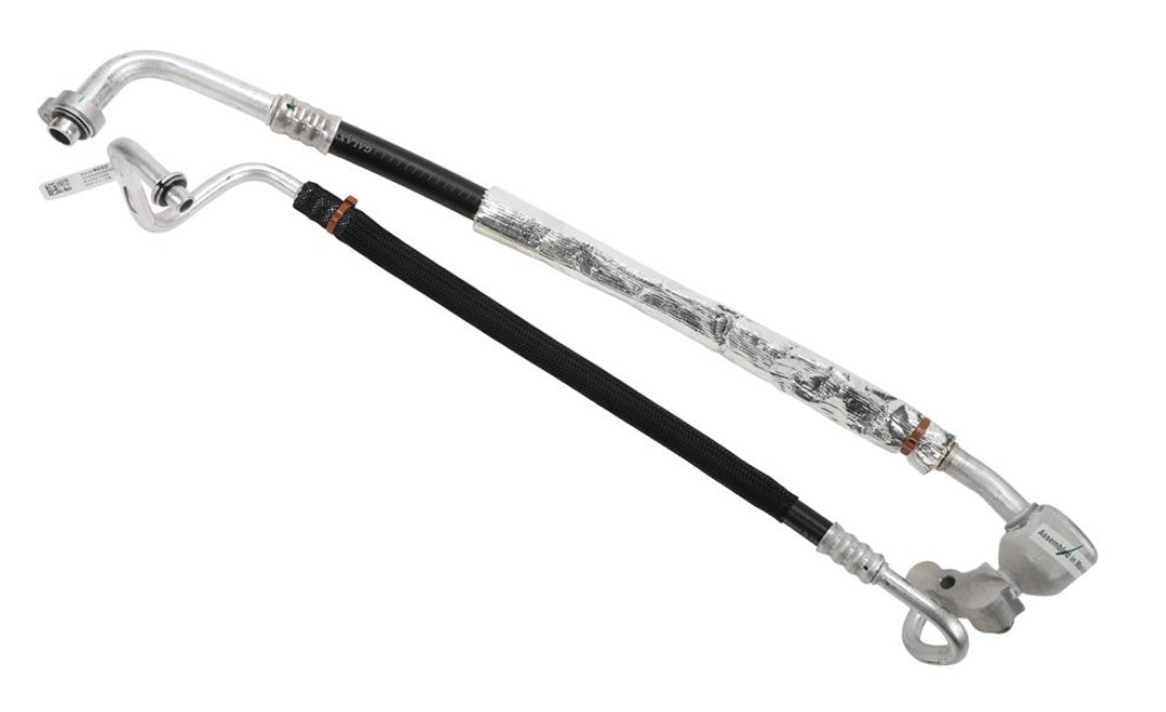 GMQ Auto Parts 84794652 A/C Compressor Connection Hose Assembly AC Hose Compressor Hose Air Conditioning Pipe for Chevro