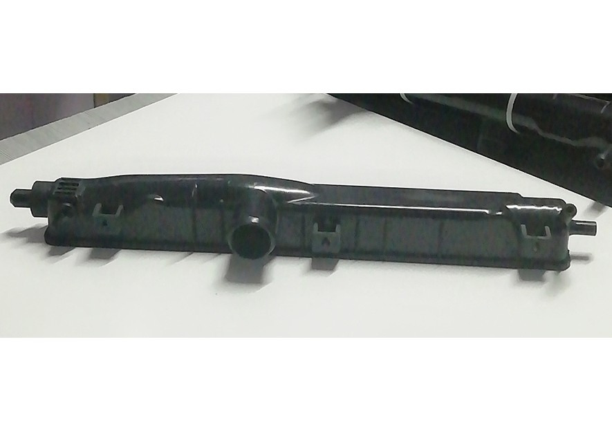 GMQ Auto Parts 96273596 Radiator Plastic Tank (End Tank) Auto Spare Parts for DAEWOO LEGANZA