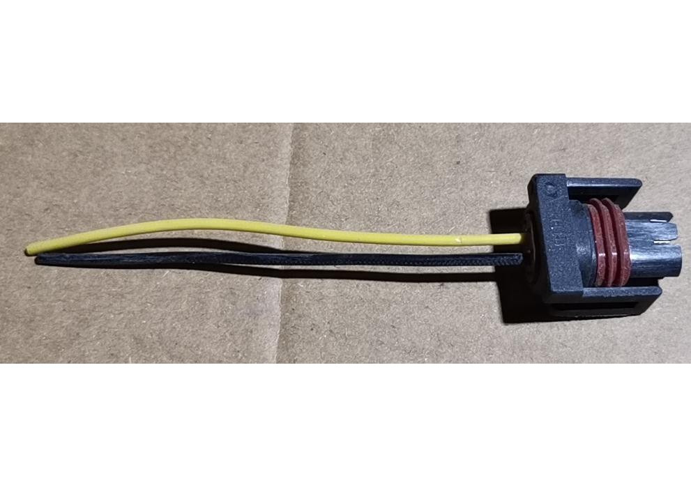 GMQ Auto Parts K01000001609 Connector for Electric Fuel Pump Auto Spare Parts for DAEWOO NEXIA MATIZ TICO